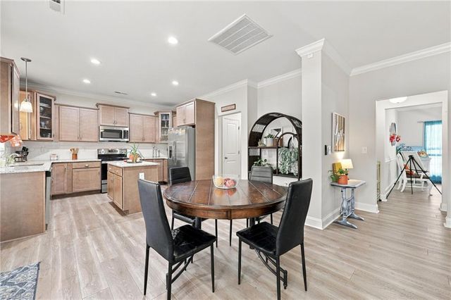1089 Luna Creek Court, Kernersville, NC 27284