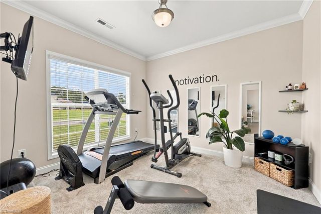 1089 Luna Creek Court, Kernersville, NC 27284