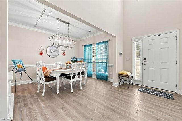 1089 Luna Creek Court, Kernersville, NC 27284