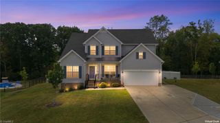 1089 Luna Creek Court, Kernersville, NC 27284