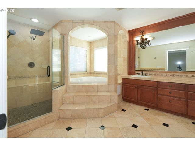 603 Ne 171ST Ave, Vancouver, WA 98684