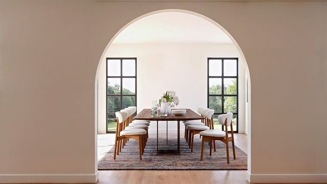 458 Dudley Rd, Newton, MA 02459