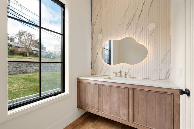 458 Dudley Rd, Newton, MA 02459
