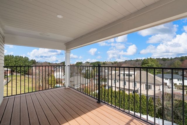 458 Dudley Rd, Newton, MA 02459