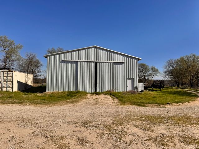 2238 County Road 1081, Greenville, TX 75401