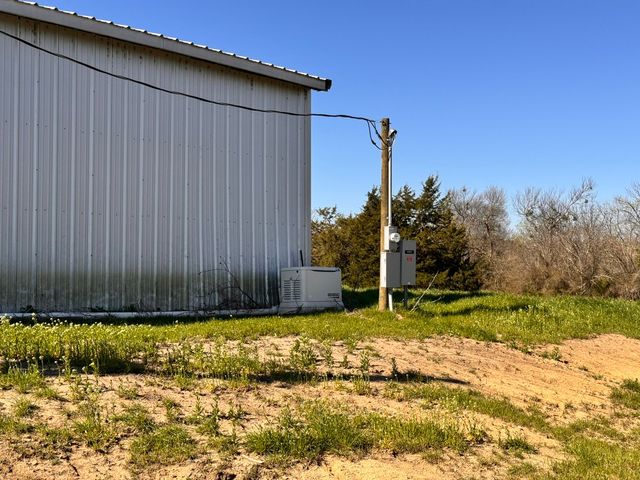 2238 County Road 1081, Greenville, TX 75401