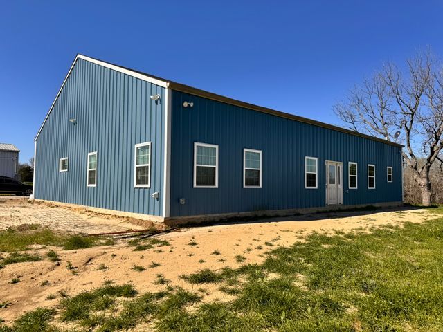 2238 County Road 1081, Greenville, TX 75401