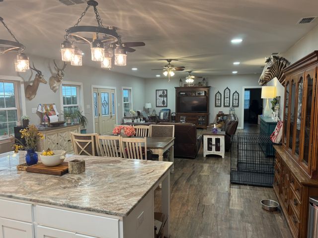 2238 County Road 1081, Greenville, TX 75401