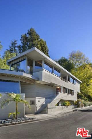 3624 Buena Park Drive, Studio City (los Angeles), CA 91604