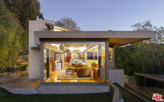 3624 Buena Park Drive, Studio City (los Angeles), CA 91604