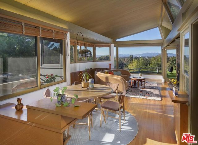 3624 Buena Park Drive, Studio City (los Angeles), CA 91604