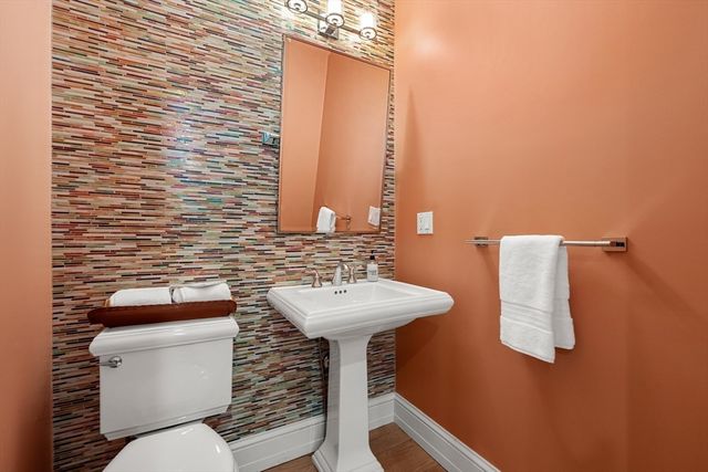 475 E 4th Street, Boston, MA 02127