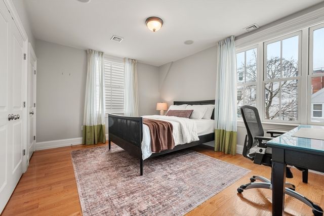 475 E 4th Street, Boston, MA 02127