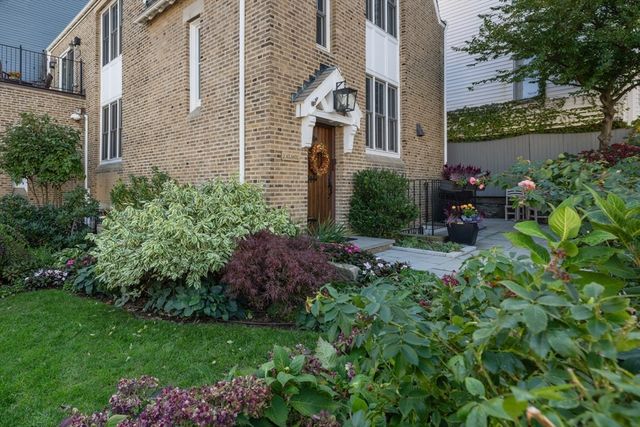 475 E 4th Street, Boston, MA 02127