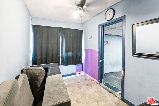 3312 Hyde Park Boulevard, Los Angeles, CA 90043