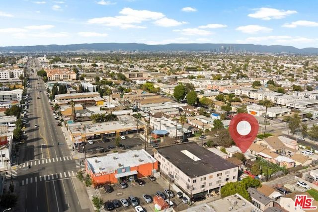 3312 Hyde Park Boulevard, Los Angeles, CA 90043