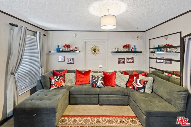 3312 Hyde Park Boulevard, Los Angeles, CA 90043