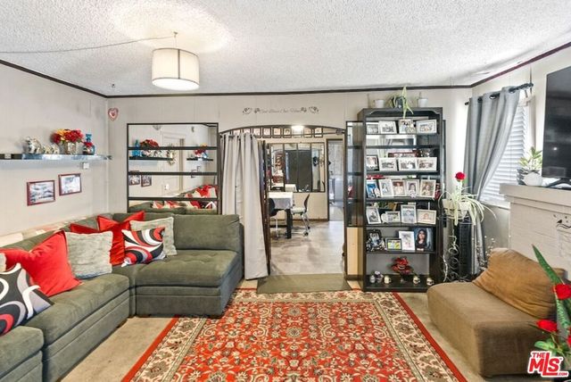 3312 Hyde Park Boulevard, Los Angeles, CA 90043