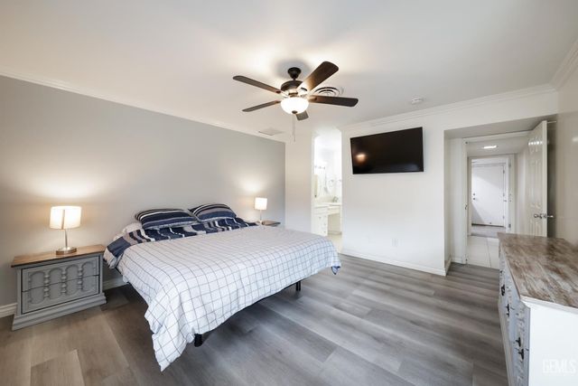 2000 Ashe Road 18, Bakersfield, CA 93309