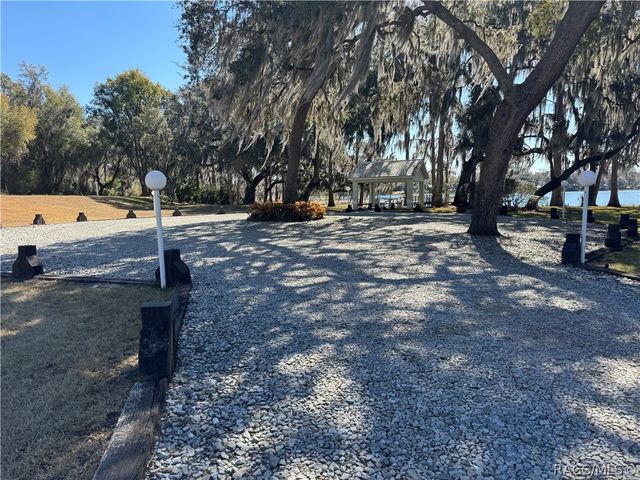 819 Lanark Drive, Inverness, FL 34453