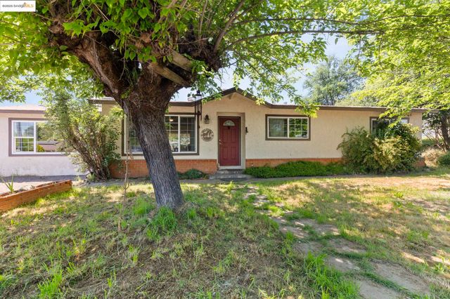 17192 Jeanese Dr, Jamestown, CA 95327