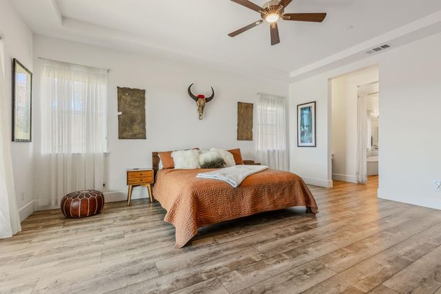 8672 Sommelier Dr, Plymouth, CA 95669