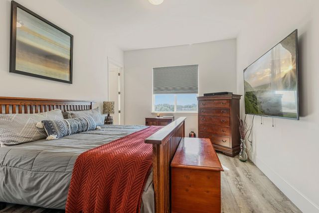 8672 Sommelier Dr, Plymouth, CA 95669