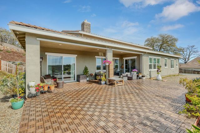 8672 Sommelier Dr, Plymouth, CA 95669