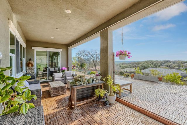 8672 Sommelier Dr, Plymouth, CA 95669