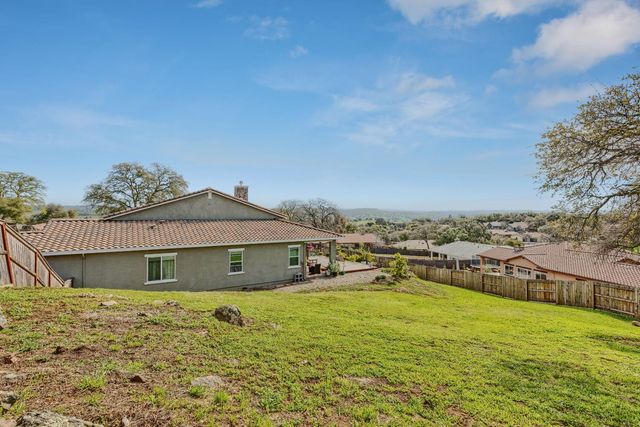 8672 Sommelier Dr, Plymouth, CA 95669