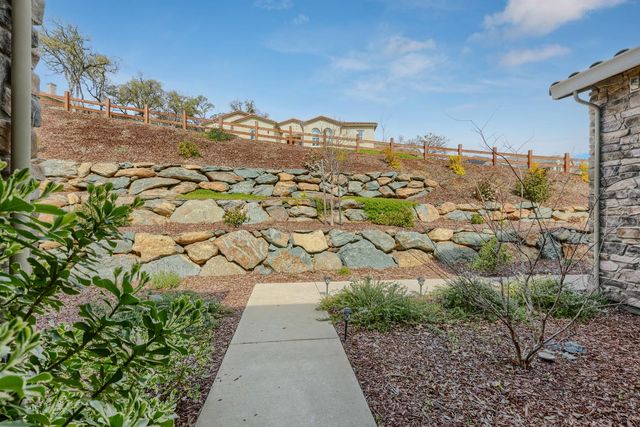 8672 Sommelier Dr, Plymouth, CA 95669