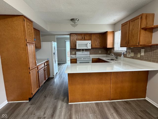 6339 Cradle River Drive, Indianapolis, IN 46221