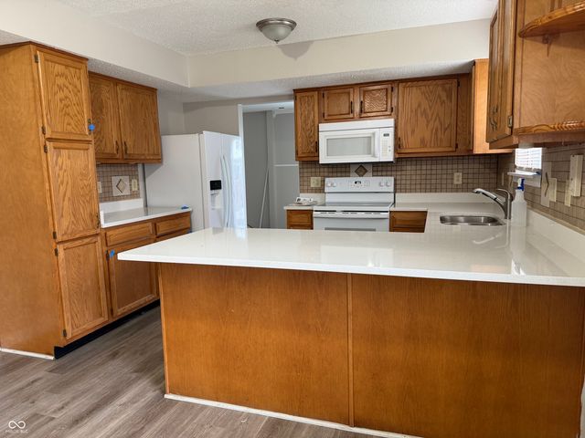 6339 Cradle River Drive, Indianapolis, IN 46221