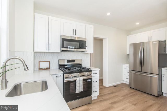 207 GILHAM ST, Philadelphia, PA 19111