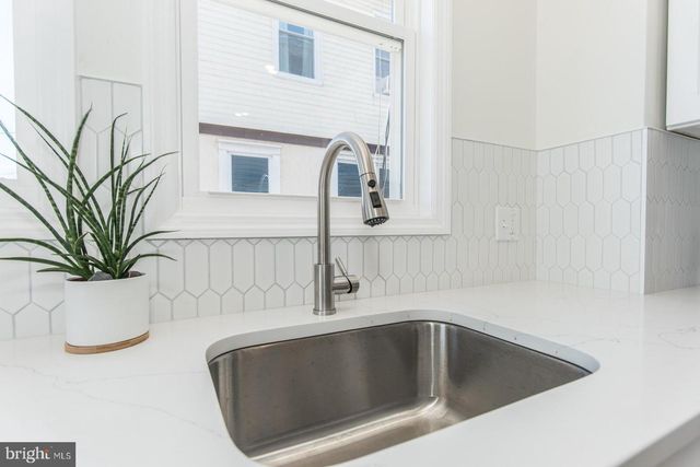 207 GILHAM ST, Philadelphia, PA 19111