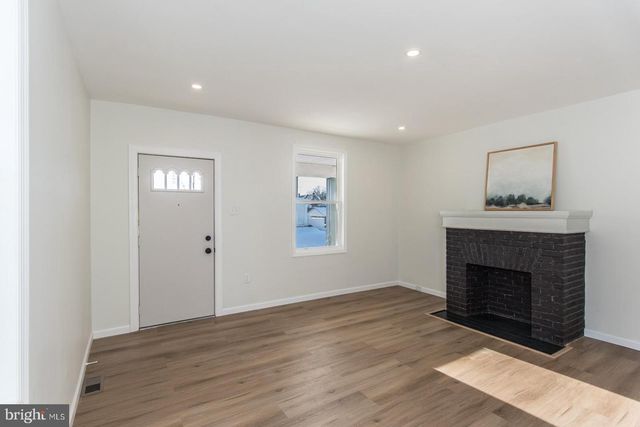 207 GILHAM ST, Philadelphia, PA 19111