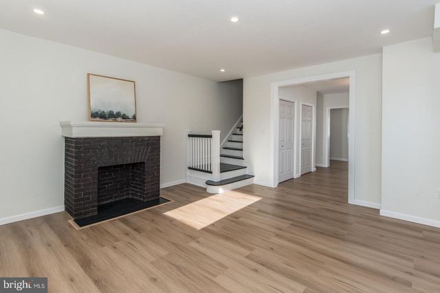 207 GILHAM ST, Philadelphia, PA 19111