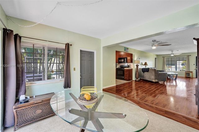 206 SE 3rd St, Dania Beach, FL 33004