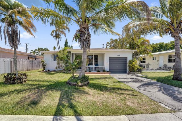 206 SE 3rd St, Dania Beach, FL 33004