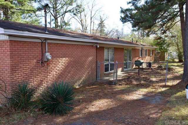 709 W Locust, Waldo, AR 71770