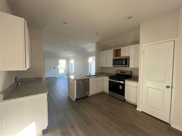 521 Epiphany Lane, Lavon, TX 75166