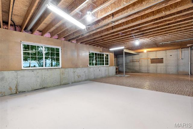 14762 Thornbird Manor Parkway Parkway, Chesterfield, MO 63017