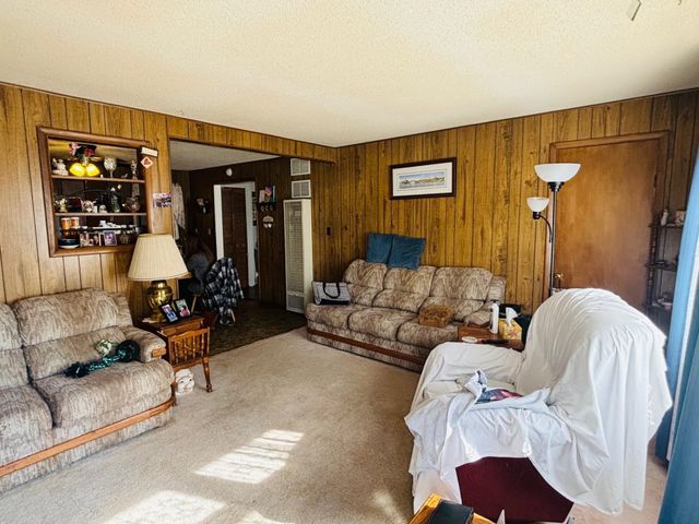 818 W 51st St. S, Wichita, KS 67217