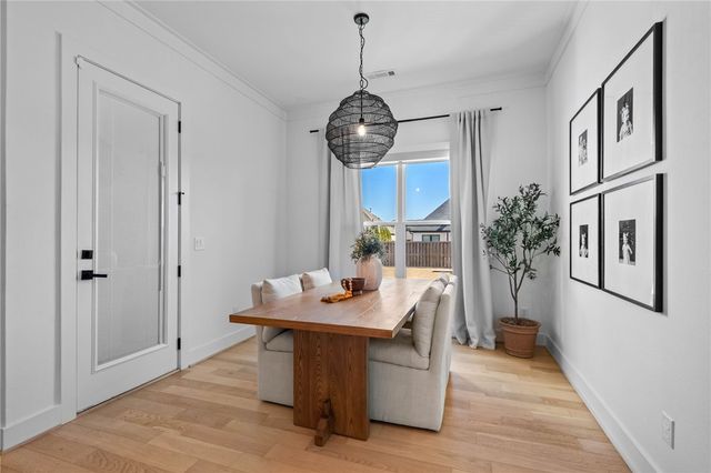 4303 S 87th Street, Bentonville, AR 72713