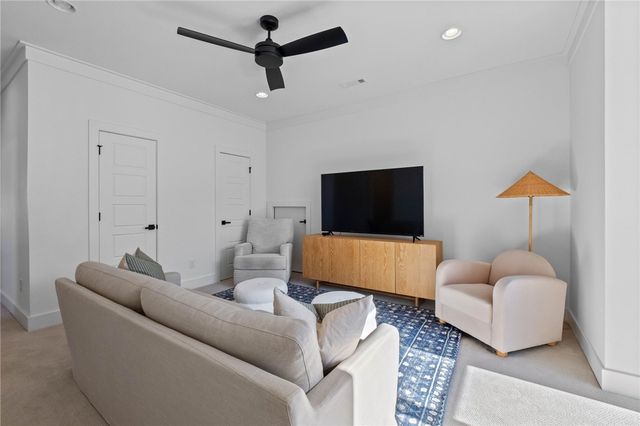 4303 S 87th Street, Bentonville, AR 72713