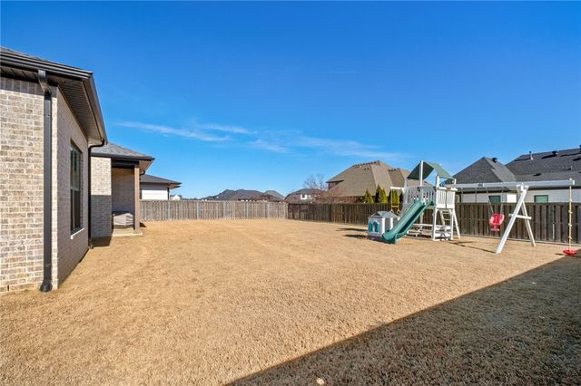 4303 S 87th Street, Bentonville, AR 72713