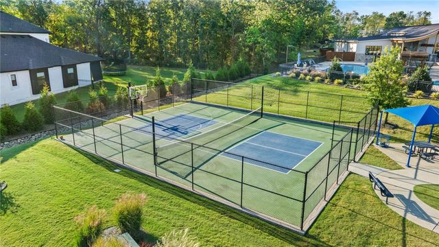 4303 S 87th Street, Bentonville, AR 72713