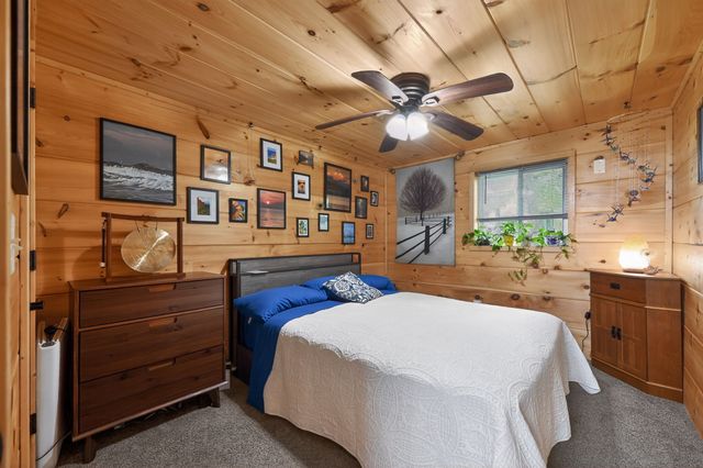 1118 Bledsoe Dr, Castalian Springs, TN 37031