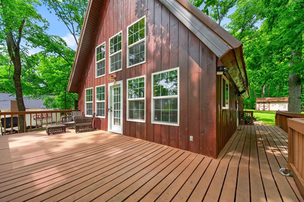 1118 Bledsoe Dr, Castalian Springs, TN 37031