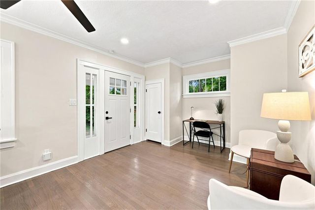 201 W 81st Terrace, Kansas City, MO 64114